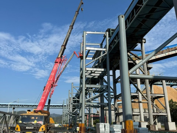 鋼結(jié)構(gòu)廠房