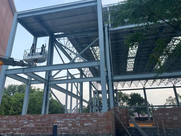 鋼結(jié)構(gòu)廠房